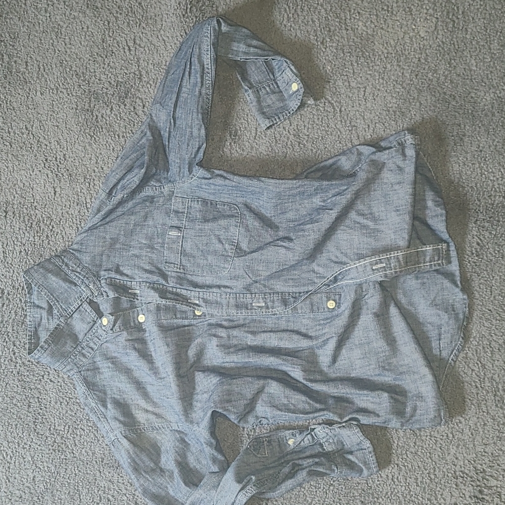 🛍 chambray button down Boys XL